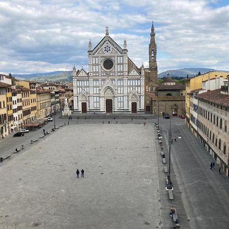 شقة Attico In Piazza Santa Croce فلورنس المظهر الخارجي الصورة